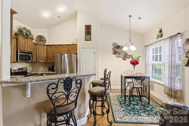 2425 Winnsford Lane, Gastonia, NC 28056