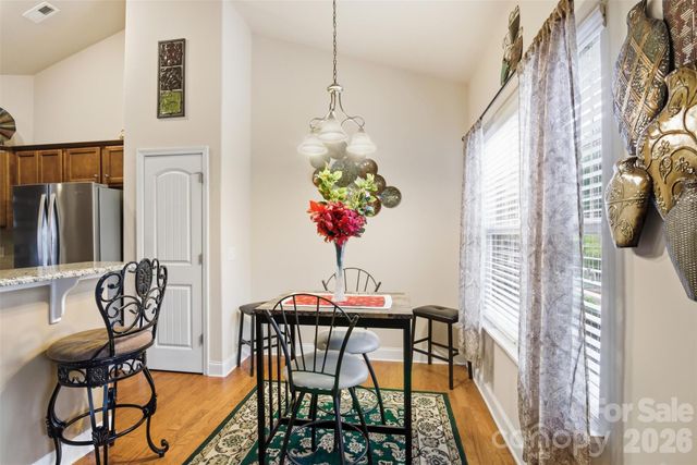 2425 Winnsford Lane, Gastonia, NC 28056