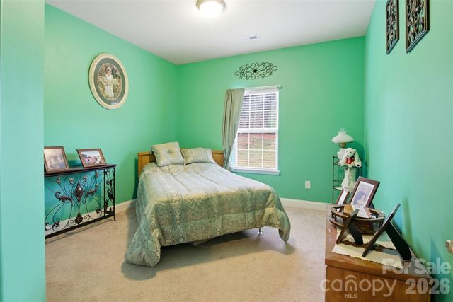2425 Winnsford Lane, Gastonia, NC 28056