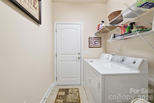 2425 Winnsford Lane, Gastonia, NC 28056