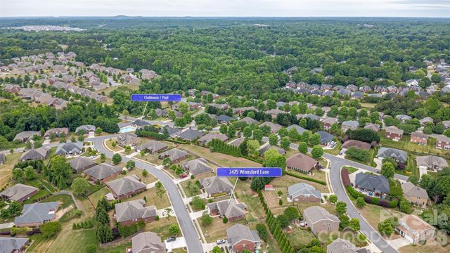 2425 Winnsford Lane, Gastonia, NC 28056
