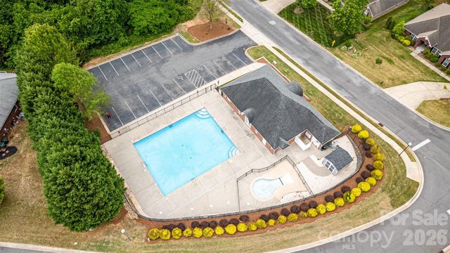 2425 Winnsford Lane, Gastonia, NC 28056