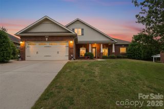 2425 Winnsford Lane, Gastonia, NC 28056