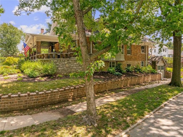 949 W 33RD Terrace, Kansas City, MO 64111