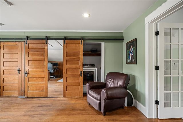 949 W 33RD Terrace, Kansas City, MO 64111
