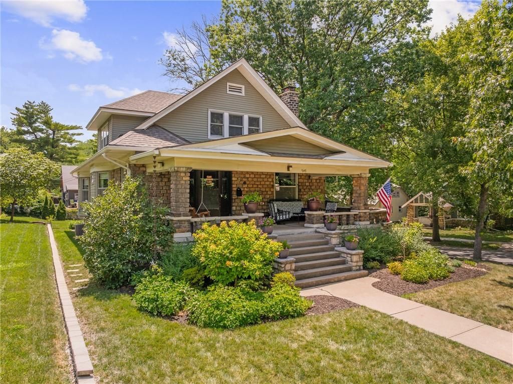 949 W 33RD Terrace, Kansas City, MO 64111