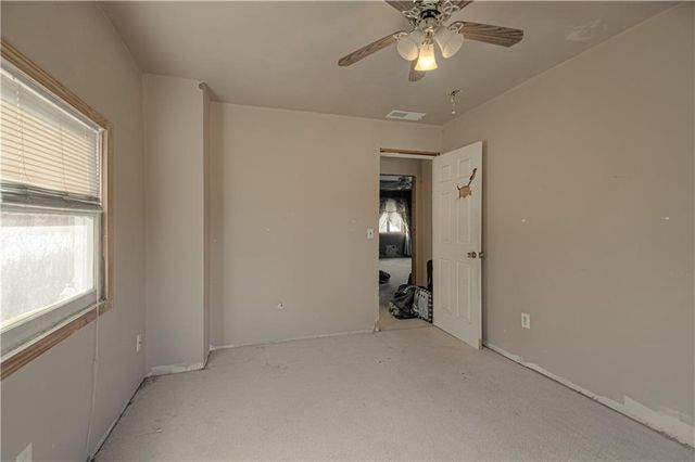 3006 NE Parvin Road, Kansas City, MO 64117