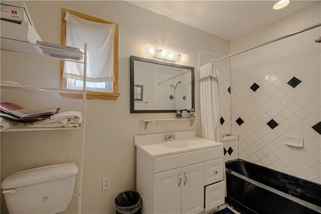 3006 NE Parvin Road, Kansas City, MO 64117