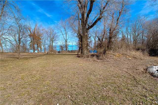 3006 NE Parvin Road, Kansas City, MO 64117