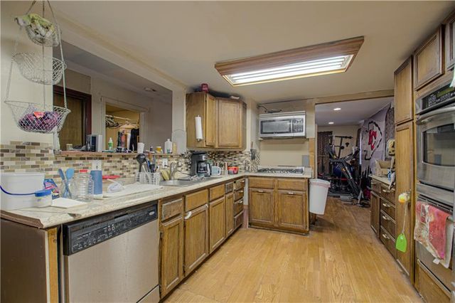 3006 NE Parvin Road, Kansas City, MO 64117