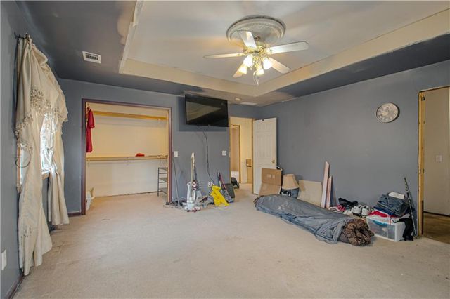 3006 NE Parvin Road, Kansas City, MO 64117