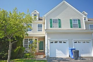 24 Straton Court, Sayreville, NJ 08859