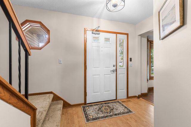 14147 Dearborn Path, Rosemount, MN 55068