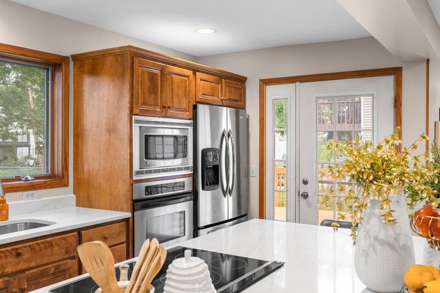 14147 Dearborn Path, Rosemount, MN 55068