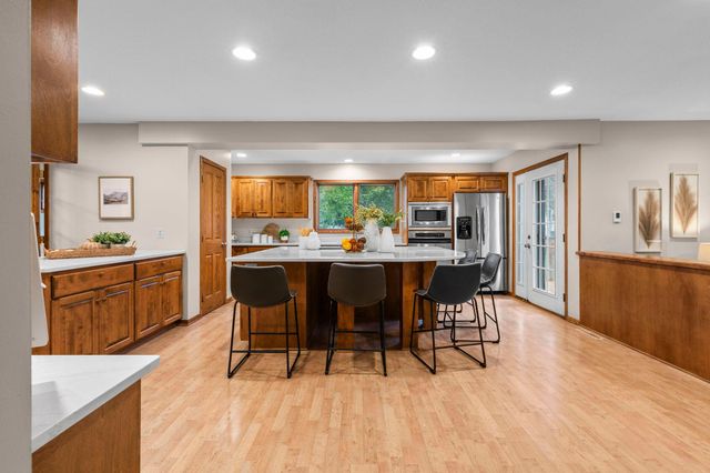 14147 Dearborn Path, Rosemount, MN 55068