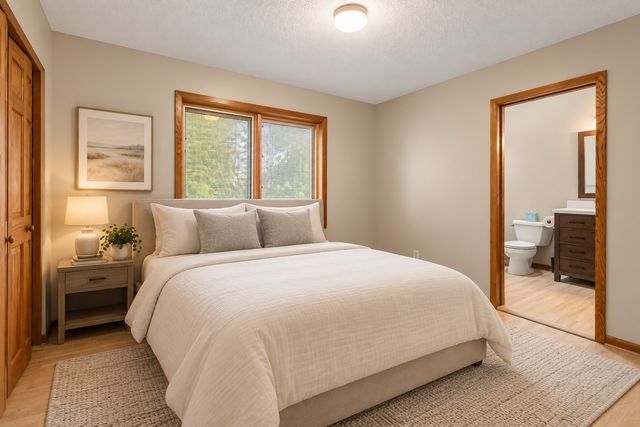 14147 Dearborn Path, Rosemount, MN 55068