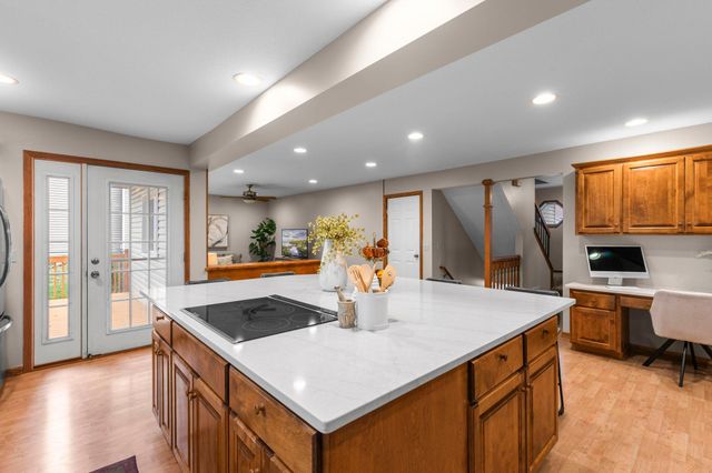 14147 Dearborn Path, Rosemount, MN 55068