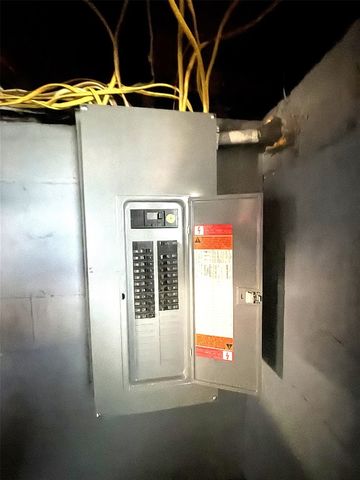 408 SHENLEY Drive, Erie, PA 16505