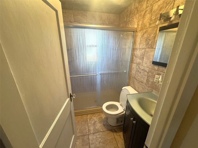 408 SHENLEY Drive, Erie, PA 16505