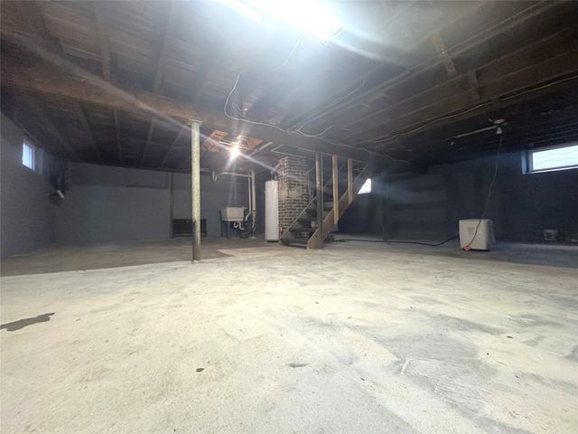 408 SHENLEY Drive, Erie, PA 16505