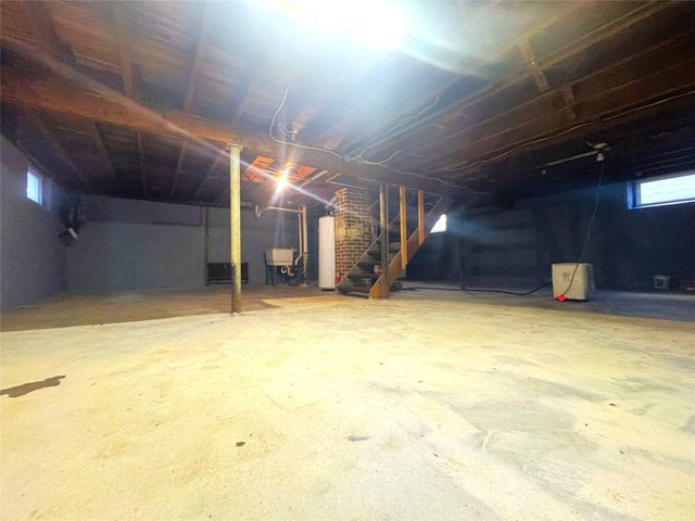 408 SHENLEY Drive, Erie, PA 16505