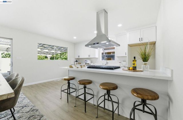 1902 Evergreen Ave, San Leandro, CA 94577