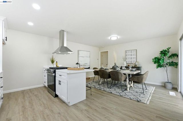1902 Evergreen Ave, San Leandro, CA 94577