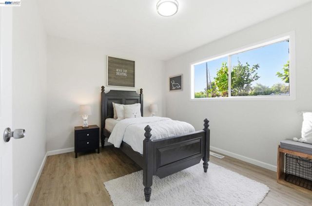 1902 Evergreen Ave, San Leandro, CA 94577