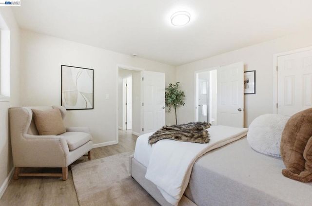 1902 Evergreen Ave, San Leandro, CA 94577