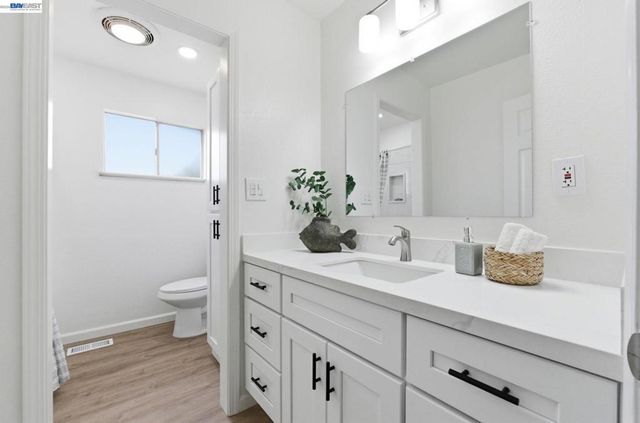 1902 Evergreen Ave, San Leandro, CA 94577