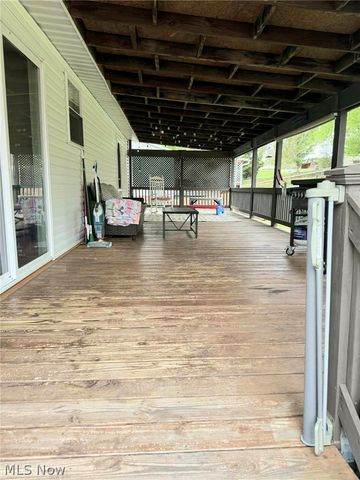 67 Suzanne Street, Washington, WV 26181