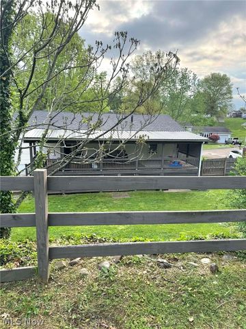 67 Suzanne Street, Washington, WV 26181
