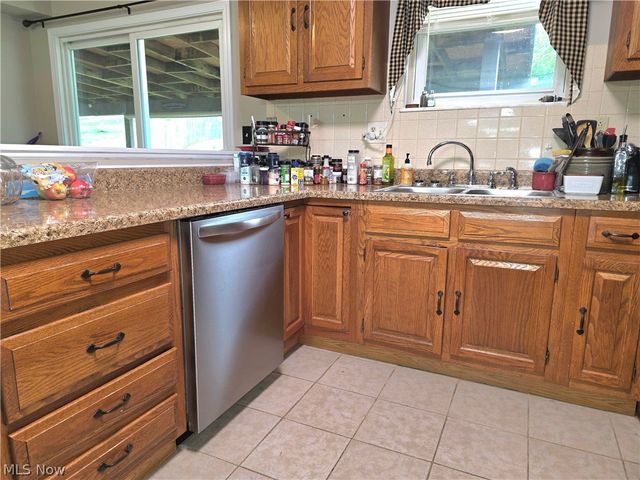 67 Suzanne Street, Washington, WV 26181