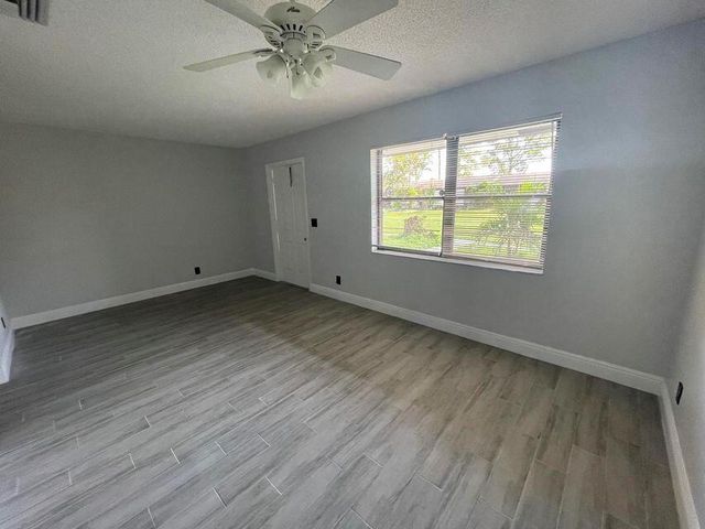 4953 Freedom Circle, Lake Worth, FL 33462
