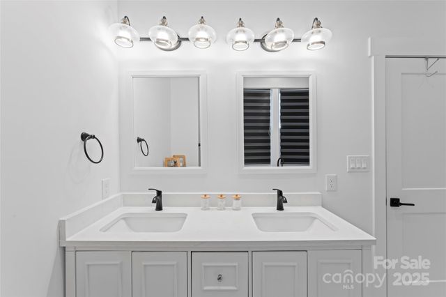 7568 Water Haven Trail, Denver, NC 28037