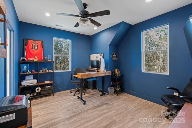 7568 Water Haven Trail, Denver, NC 28037