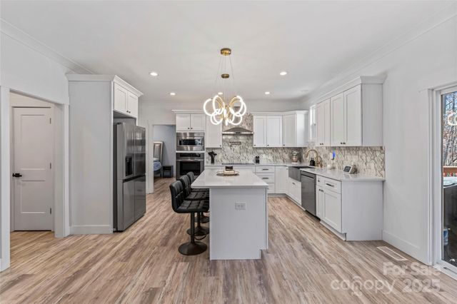 7568 Water Haven Trail, Denver, NC 28037