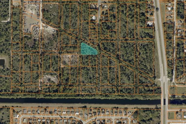 -- Tampa Trail, Fort Pierce, FL 34946