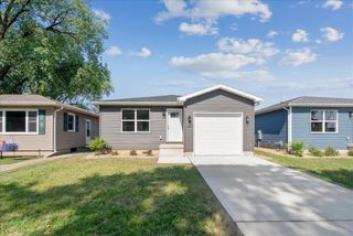 610 Wallgate Avenue, Waterloo, IA 50701