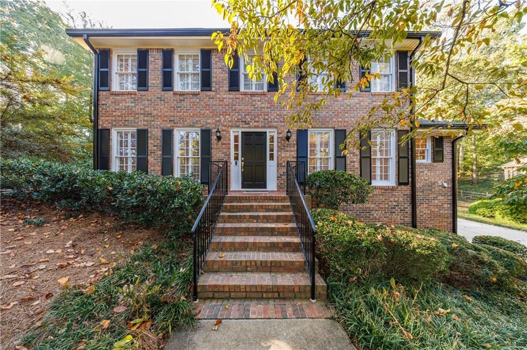 525 Wickerberry Lane, Roswell, GA 30075