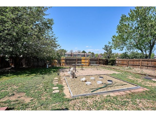 661 S Jasper St, Aurora, CO 80017