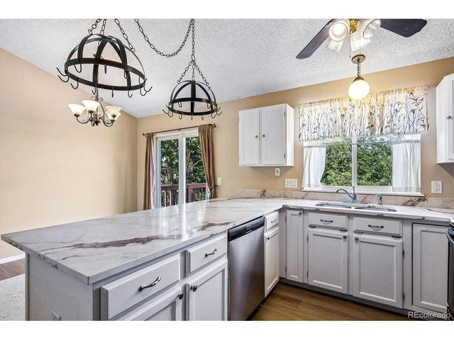 661 S Jasper St, Aurora, CO 80017