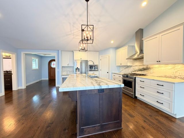4070 Cameo Place NE, Rochester, MN 55906
