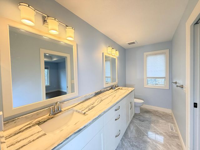 4070 Cameo Place NE, Rochester, MN 55906