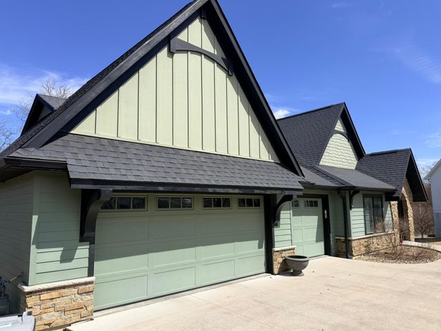 4070 Cameo Place NE, Rochester, MN 55906