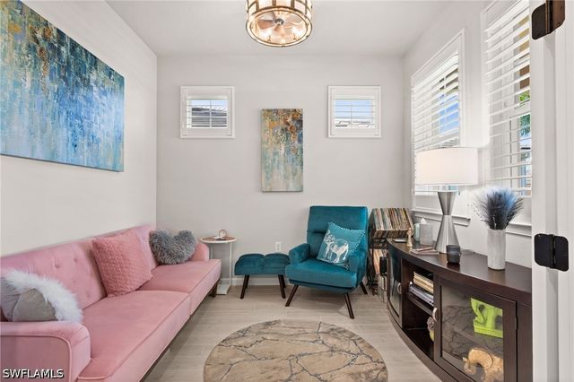 10353 Bonavie Cove DR, Fort Myers, FL 33966