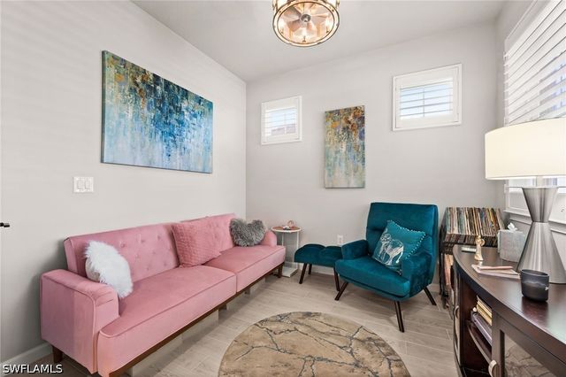 10353 Bonavie Cove DR, Fort Myers, FL 33966