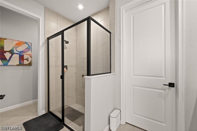 10353 Bonavie Cove DR, Fort Myers, FL 33966