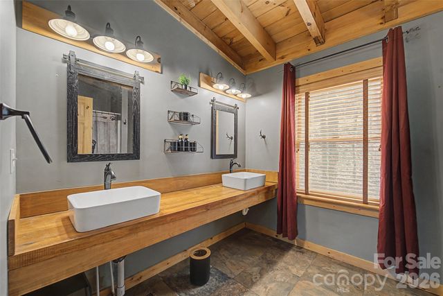 170 Wilkes Road, Bryson City, NC 28713