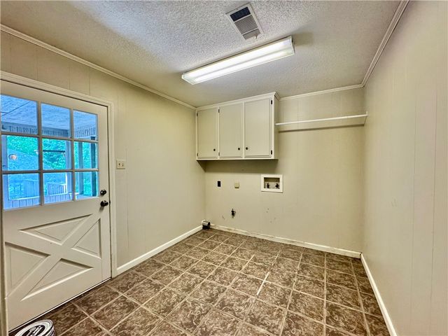 39 Terra Villa Road, Dover, AR 72837